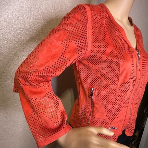 Urbancode Zipper Jacket With Bird Design on Back Orange US Size 4 UK Size 8 - Picture 4 of 16